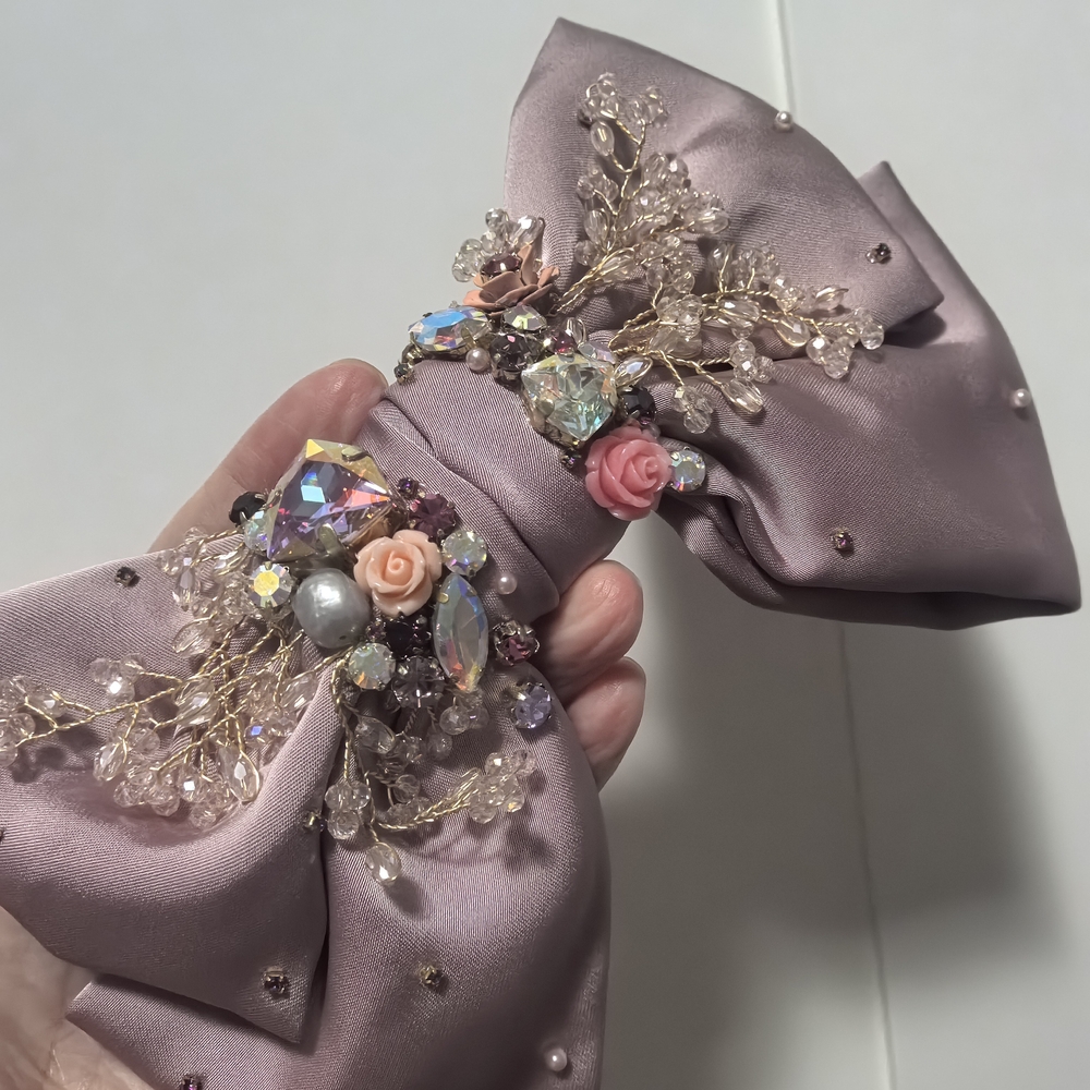 Elegant Lavender Hair Bow with Floral Embellishments - Picture 1 of 6